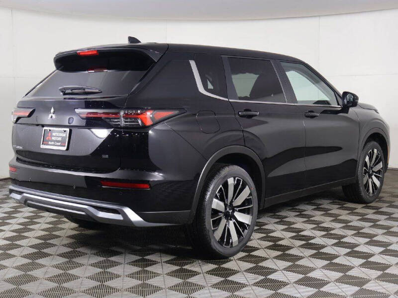 2026 Mitsubishi Outlander SE