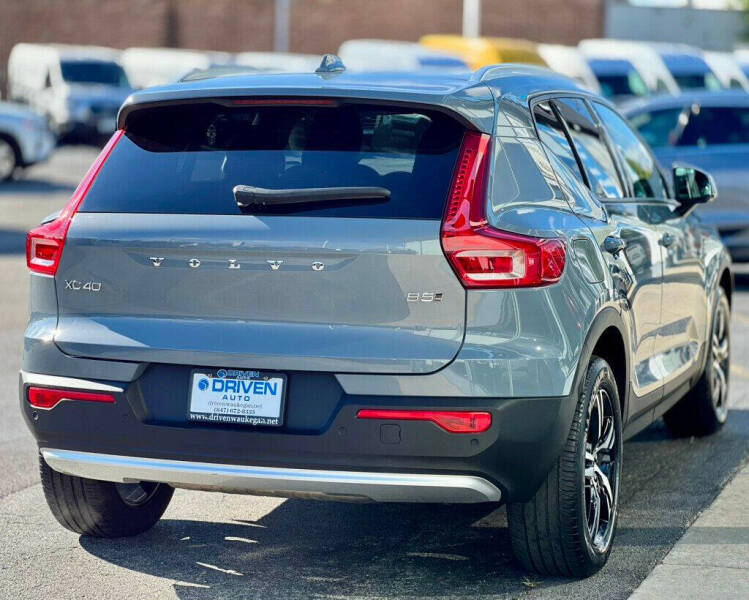 2023 Volvo XC40 B5 Core