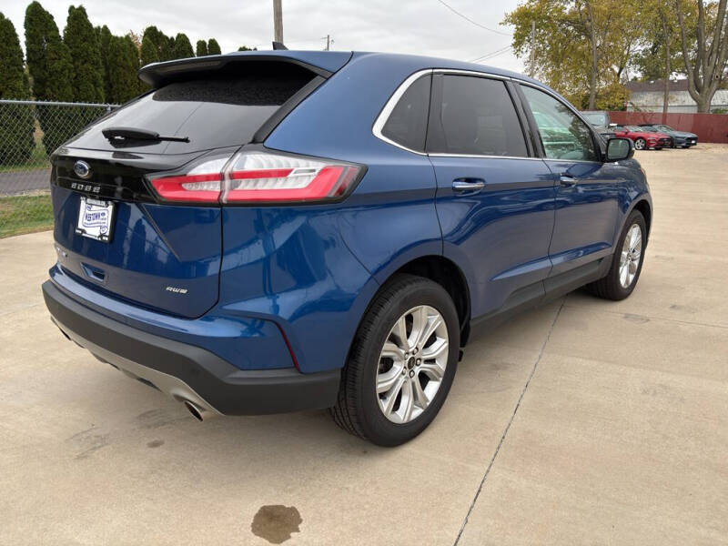 2024 Ford Edge Titanium
