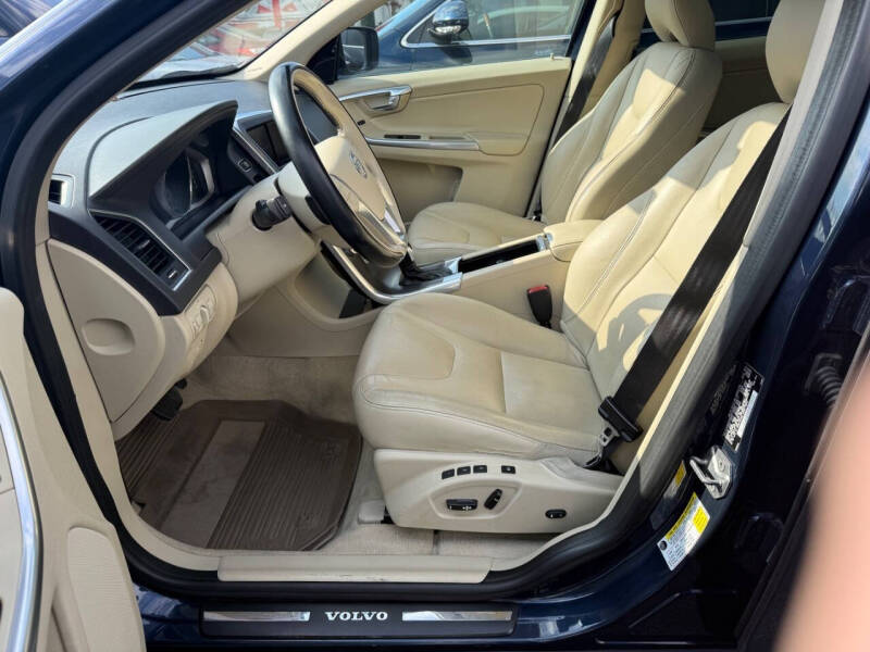 2015 Volvo XC60 T5 Drive-E Premier