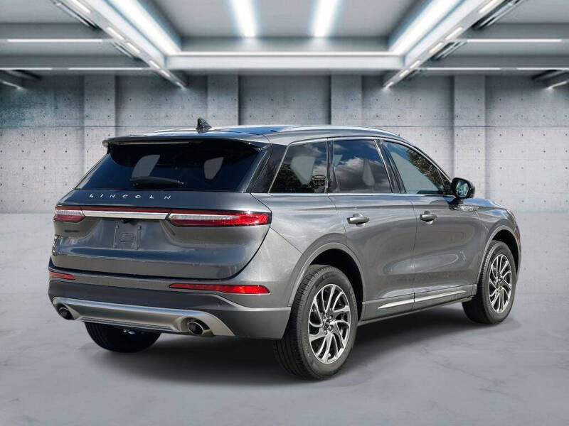 2022 Lincoln Corsair Standard