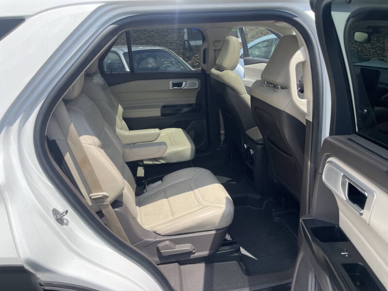 2020 Ford Explorer Platinum