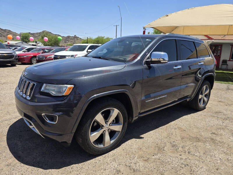 2016 Jeep Grand Cherokee Overland's photo