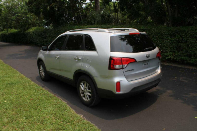 2014 Kia Sorento LX