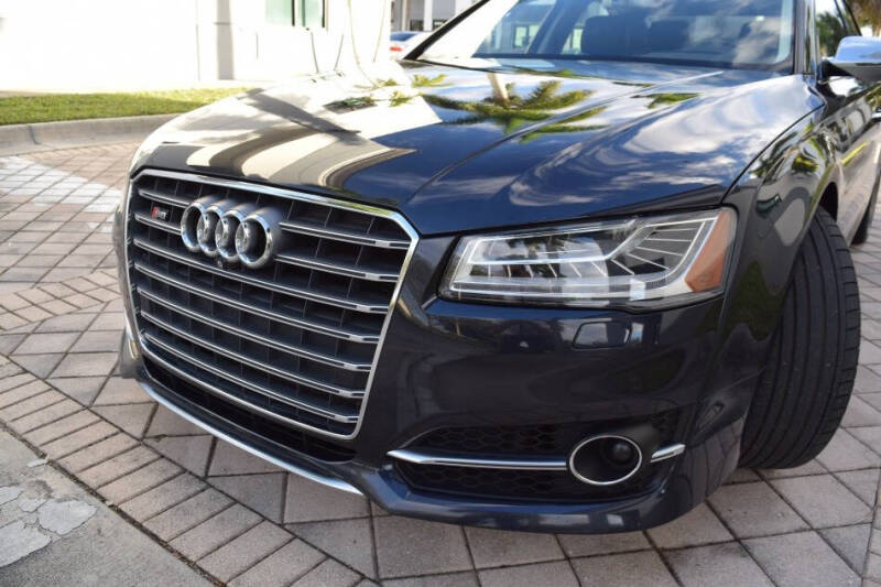 2015 Audi S8 4.0T quattro