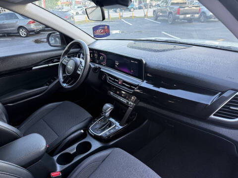 2025 Kia Seltos S