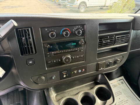2016 GMC Savana LS 3500