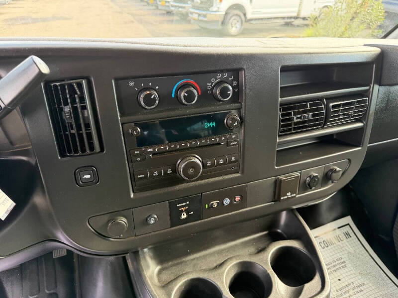 2016 GMC Savana LS 3500