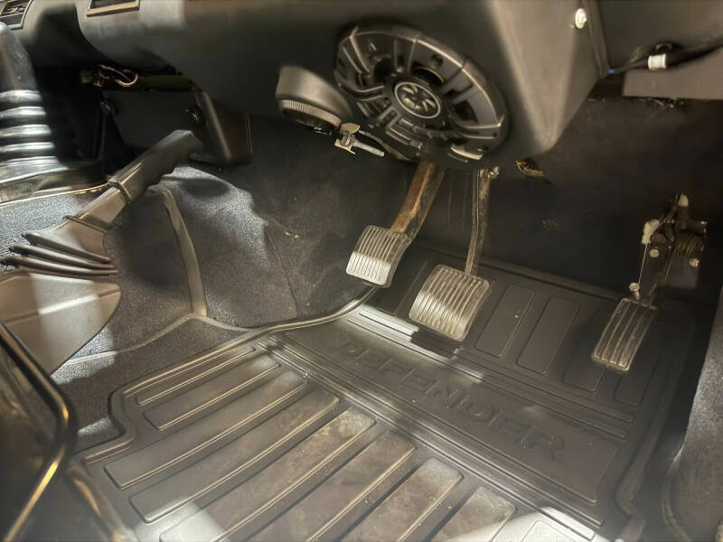 1990 Land Rover Defender