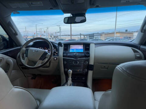 2014 Infiniti QX80