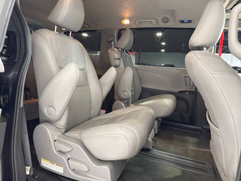 2017 Toyota Sienna