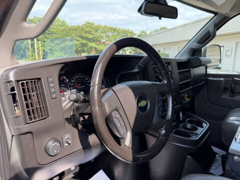 2020 Chevrolet Express 2500