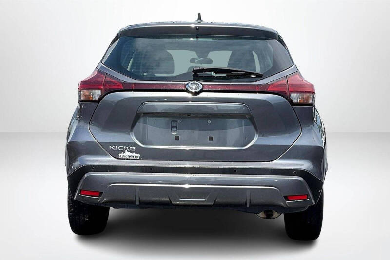 2021 Nissan Kicks S