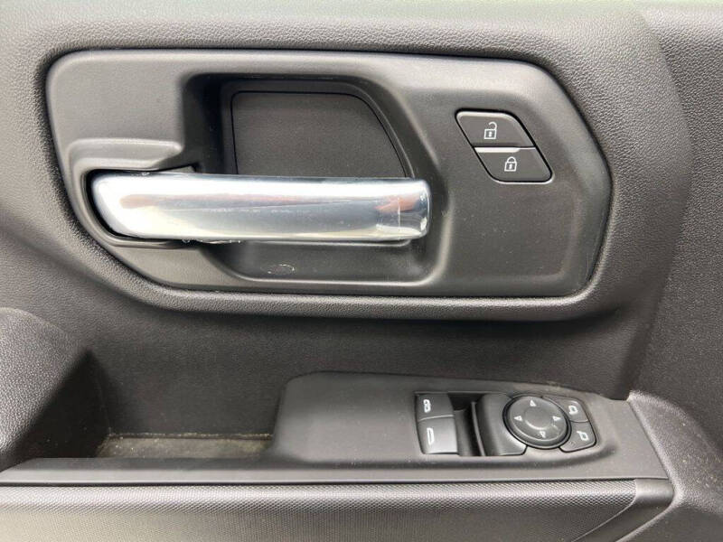 2025 GMC Sierra 2500HD Pro