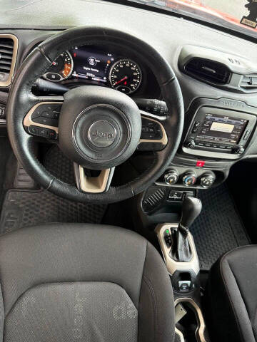 2017 Jeep Renegade Altitude