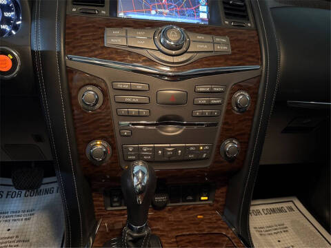 2017 Nissan Armada SV