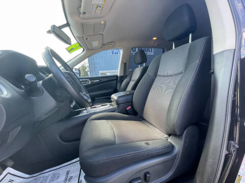 2019 Nissan Pathfinder S