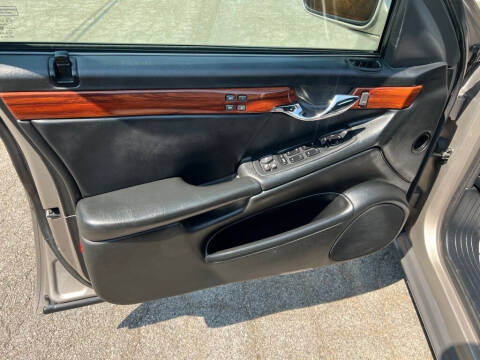 2004 Cadillac DeVille