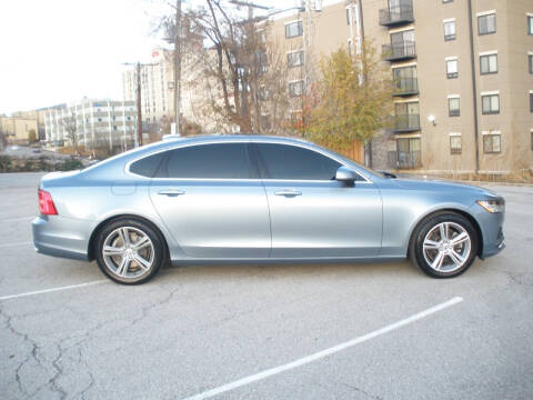 2018 Volvo S90 T5 Momentum