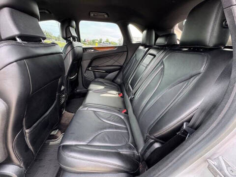 2017 Lincoln MKC Select