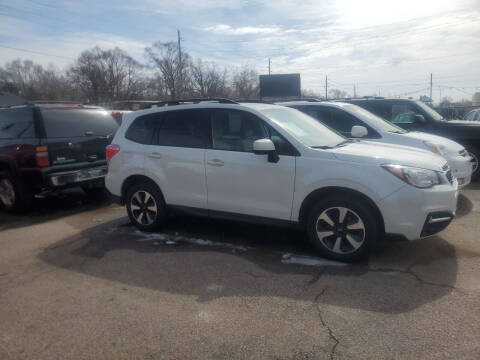 2017 Subaru Forester for sale at RIVERSIDE AUTO SALES in Sioux City IA