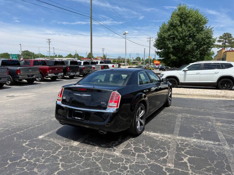 2011 Chrysler 300 C