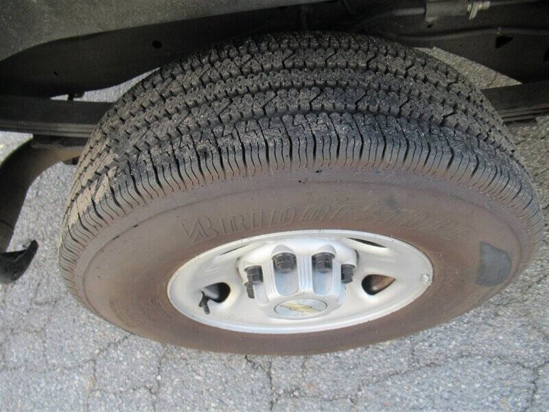 2022 Chevrolet Express 2500