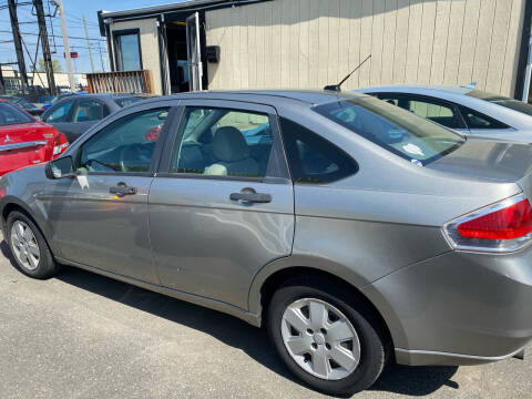 2008 Ford Focus for sale at Debo Bros Auto Sales in Philadelphia PA