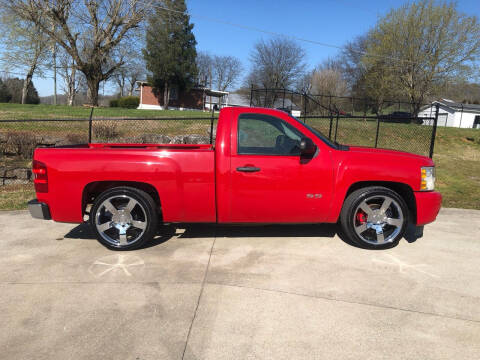 2010 Chevrolet Silverado 1500 for sale at HIGHWAY 12 MOTORSPORTS in Nashville TN