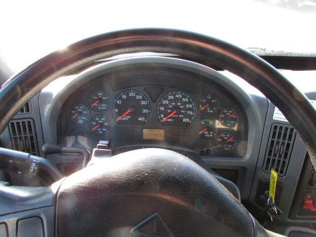 2005 International WorkStar 7400