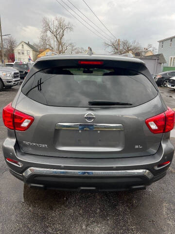 2020 Nissan Pathfinder SL