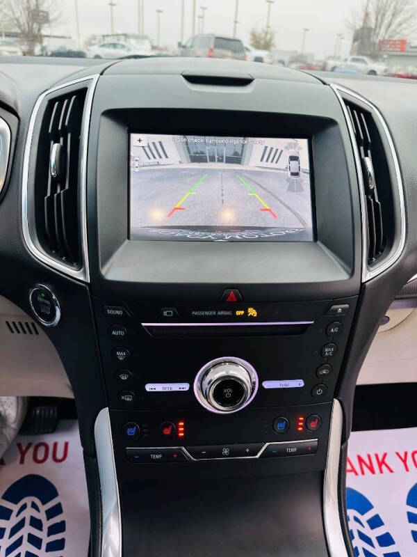 2019 Ford Edge Titanium