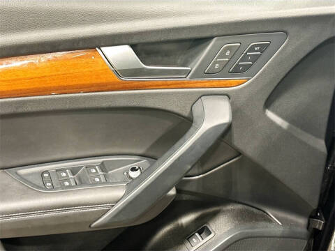 2022 Audi Q5 quattro S line Prem Plus 45 TFSI