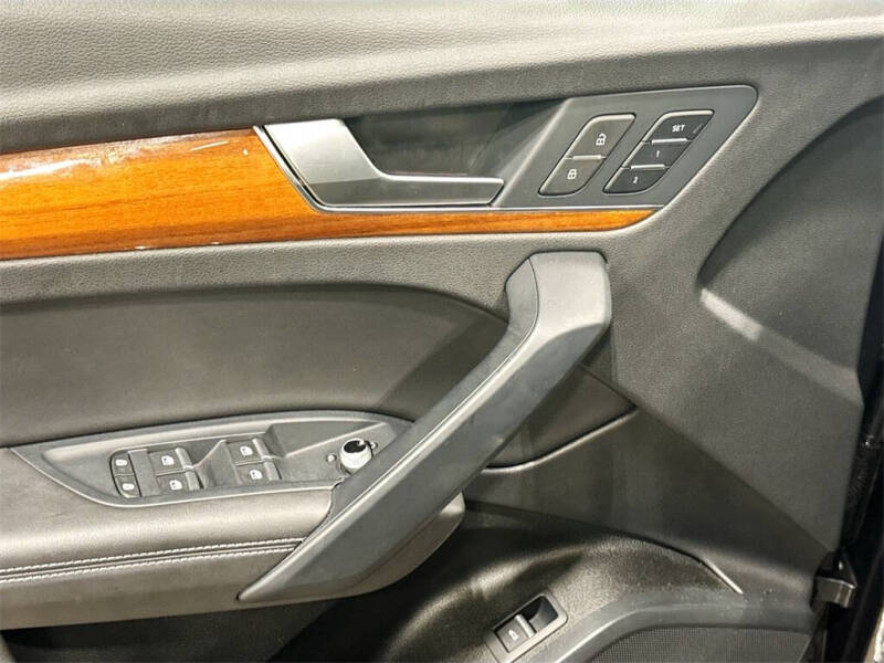 2022 Audi Q5 quattro S line Prem Plus 45 TFSI