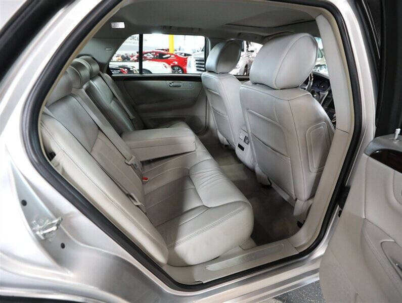 2009 Cadillac DTS Luxury 5-Passenger