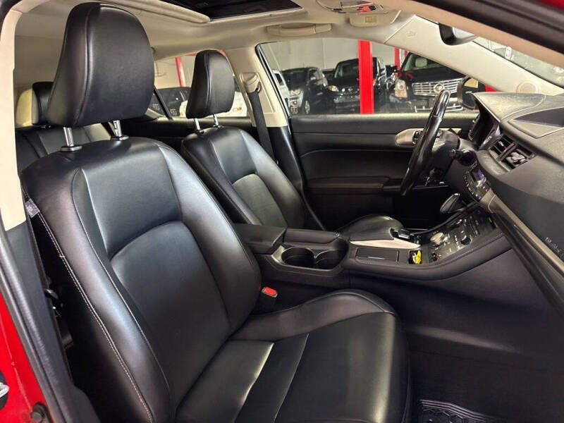 2017 Lexus CT 200h