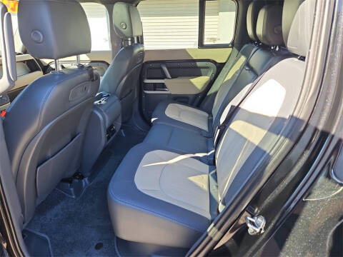 2022 Land Rover Defender 110 X-Dynamic SE