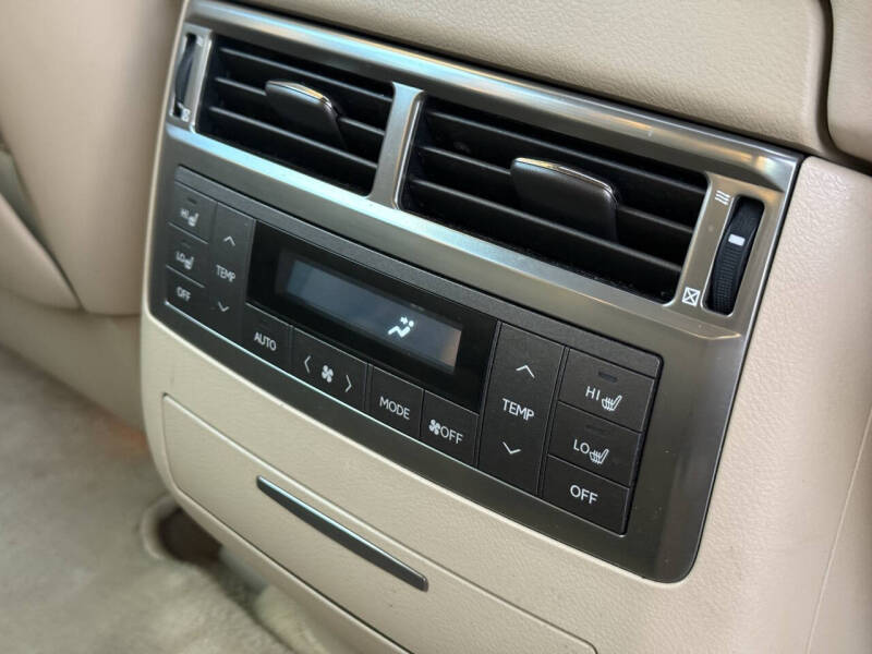 2008 Lexus LX 570