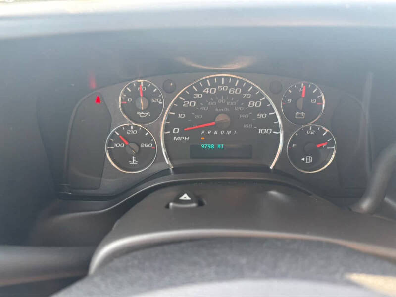 2024 Chevrolet Express 2500