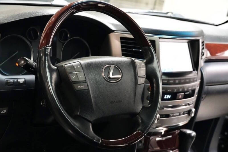 2014 Lexus LX 570