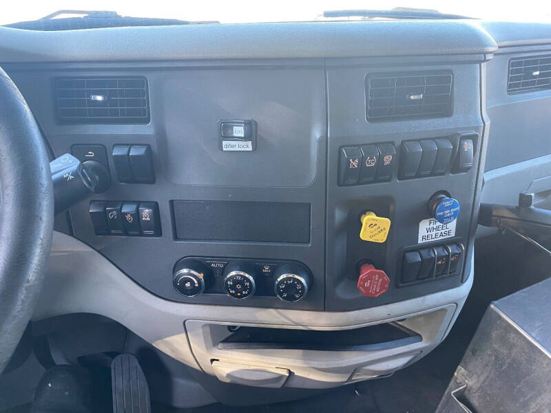 2021 Peterbilt 579