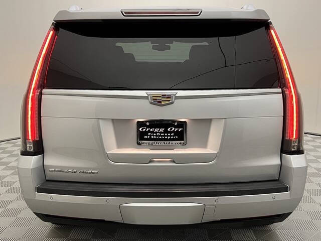 2020 Cadillac Escalade Standard