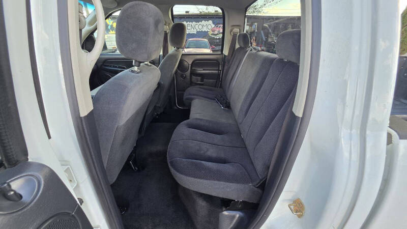 2004 Dodge Ram 2500 SLT
