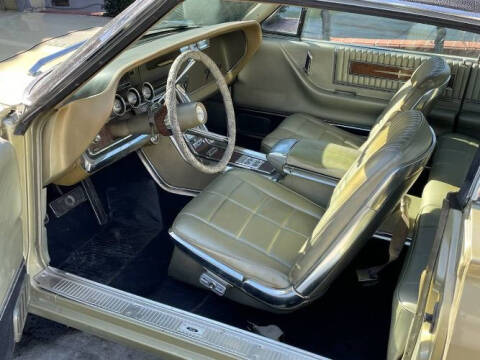 1966 Ford Thunderbird