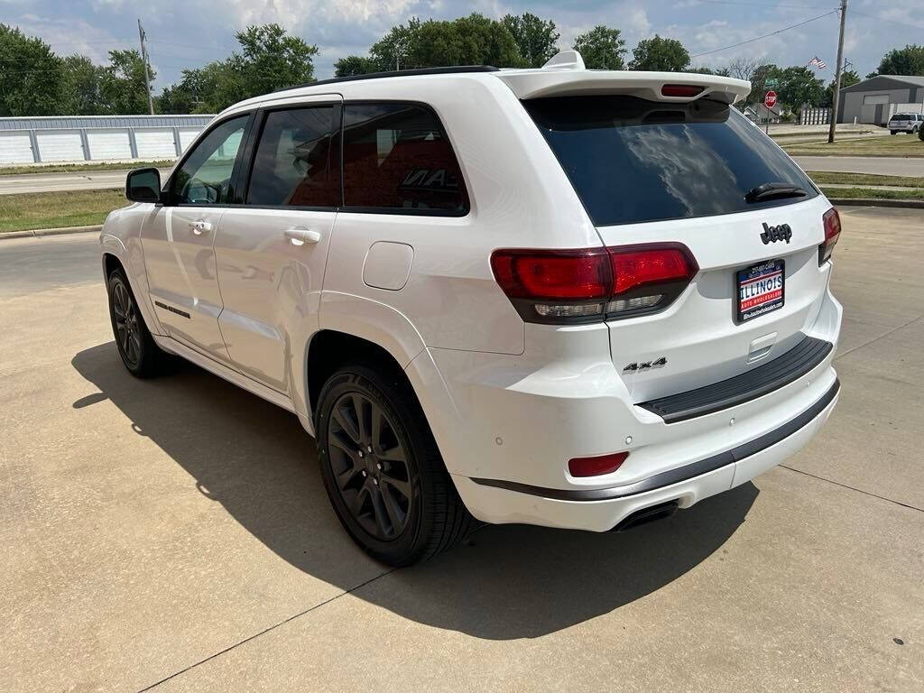 2018 Jeep Grand Cherokee for sale at Illinois Auto Wholesalers in Tolono, IL