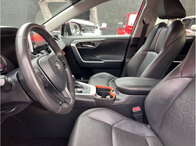 2019 Toyota RAV4 Adventure