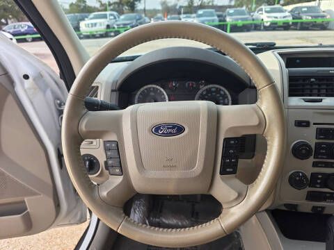 2011 Ford Escape XLT