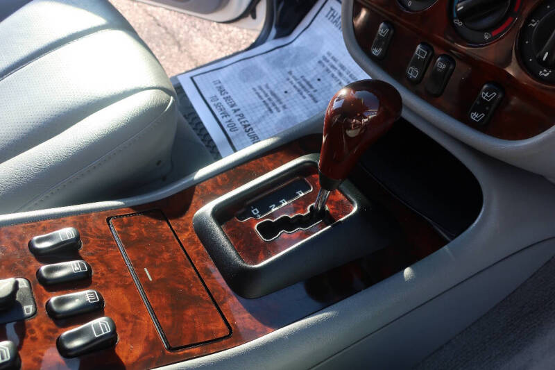 2000 Mercedes-Benz M-Class ML 430