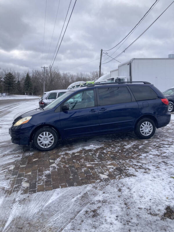 2006 Toyota Sienna LE 7 Passenger