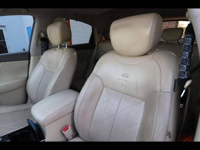 2010 INFINITI FX35 SUV / Crossover - $6,597